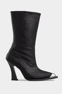 Black Boots